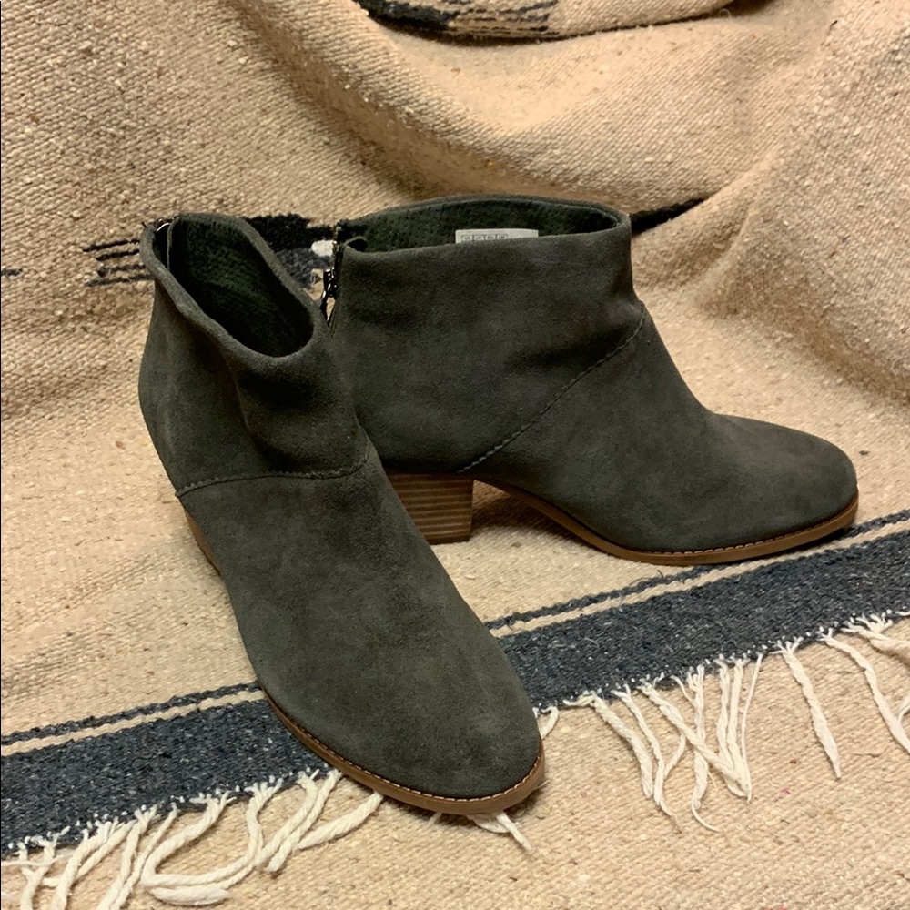 Brand New Toms Size 8.5 Leila Women's Suede Ankle Boots - Picture 10 of 16